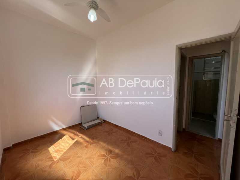 Conheça QUARTO 02 do imóvel - VENDE OU ALUGA EM PILARES - RUA MÁRIO CARPENTER 83 - CONDOMÍNIO VINTE DE JANEIRO - APARTAMENTO COM 02 QUARTOS - ABAP20694 - 17 QUARTO 02 - 17
