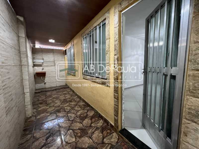 Conheça ÁREA DE SERVIÇO do imóvel - ALUGA EM MAGALHÃES BASTOS - RUA CORONEL FORTES, 257 - CASA TÉRREA DE FUNDOS - ABCA10032 - 13 ÁREA DE SERVIÇO - 13