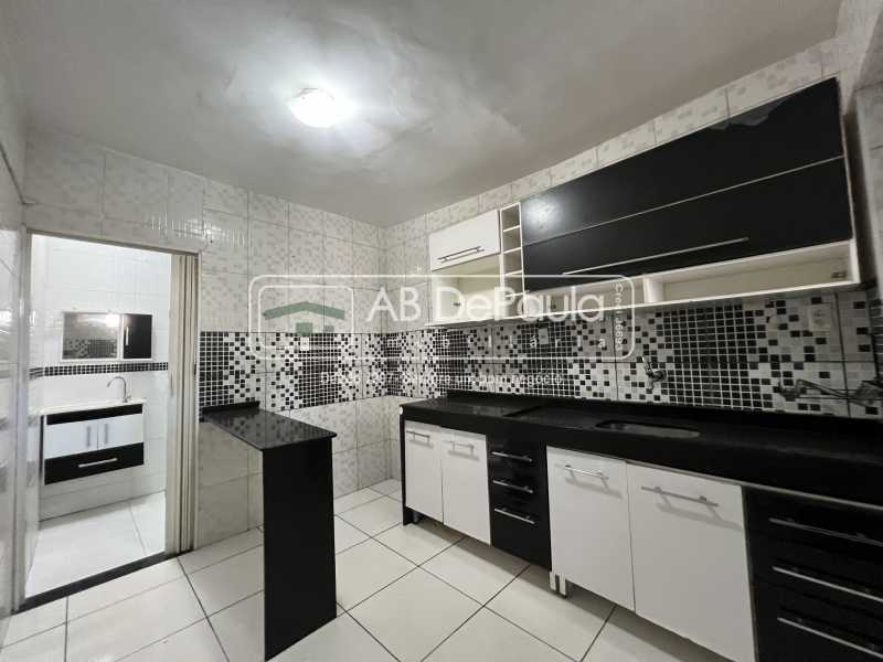 Conheça COZINHA do imóvel - ALUGA EM MAGALHÃES BASTOS - RUA CORONEL FORTES, 257 - CASA TÉRREA DE FUNDOS - ABCA10032 - 1 COZINHA - 1