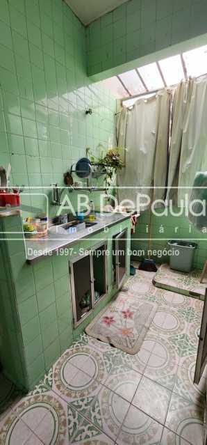 Conheça 11. do imóvel - MADUREIRA - Juntinho a Av. Edgar Romero, Bom Apartamento desocupado, dois dormitórios, sala e varanda amplas - ABAP20725 - 11 11. - 11