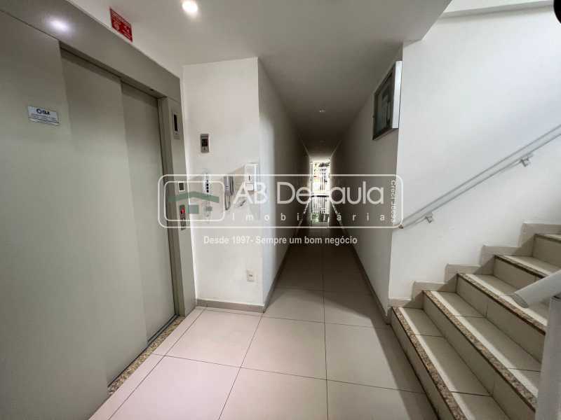 HALL ELEVADOR E ESCADA - 24