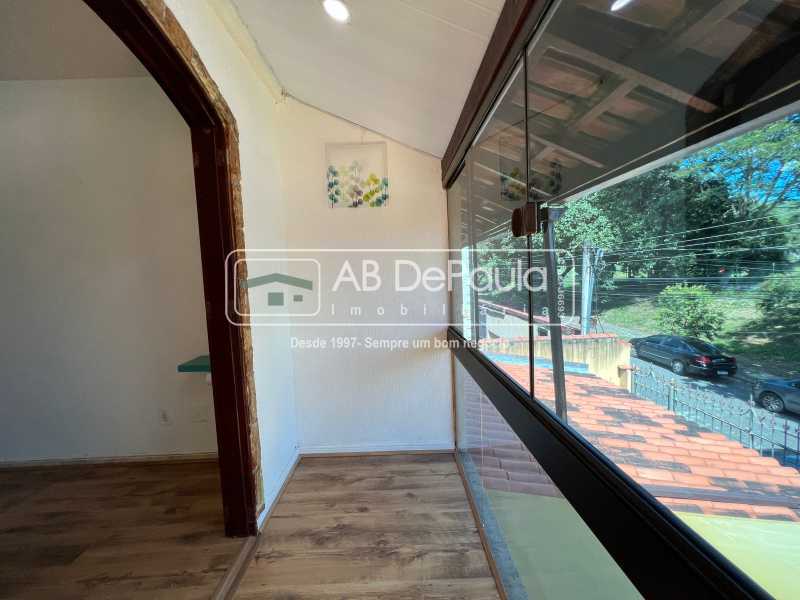 VARANDA QUARTO 02 - 17