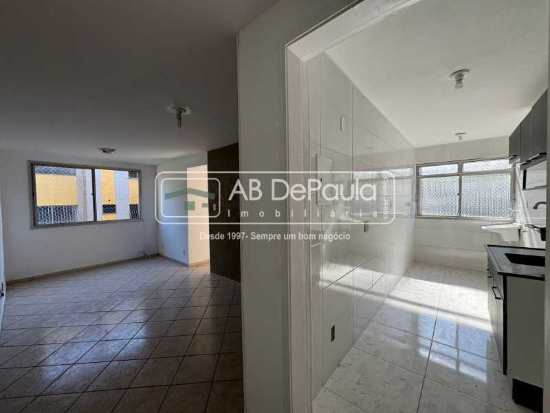 Conheça HALL do imóvel - VENDE EM SULACAP - CONDOMÍNIO SULACAP II - TERCEIRO ANDAR (DOIS LANCES DE ESCADA APENAS) - ABAP20767 - 15 HALL - 15