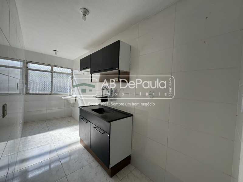 Conheça COZINHA do imóvel - VENDE EM SULACAP - CONDOMÍNIO SULACAP II - TERCEIRO ANDAR (DOIS LANCES DE ESCADA APENAS) - ABAP20767 - 16 COZINHA - 16