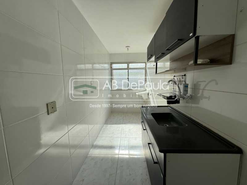 Conheça COZINHA do imóvel - VENDE EM SULACAP - CONDOMÍNIO SULACAP II - TERCEIRO ANDAR (DOIS LANCES DE ESCADA APENAS) - ABAP20767 - 17 COZINHA - 17