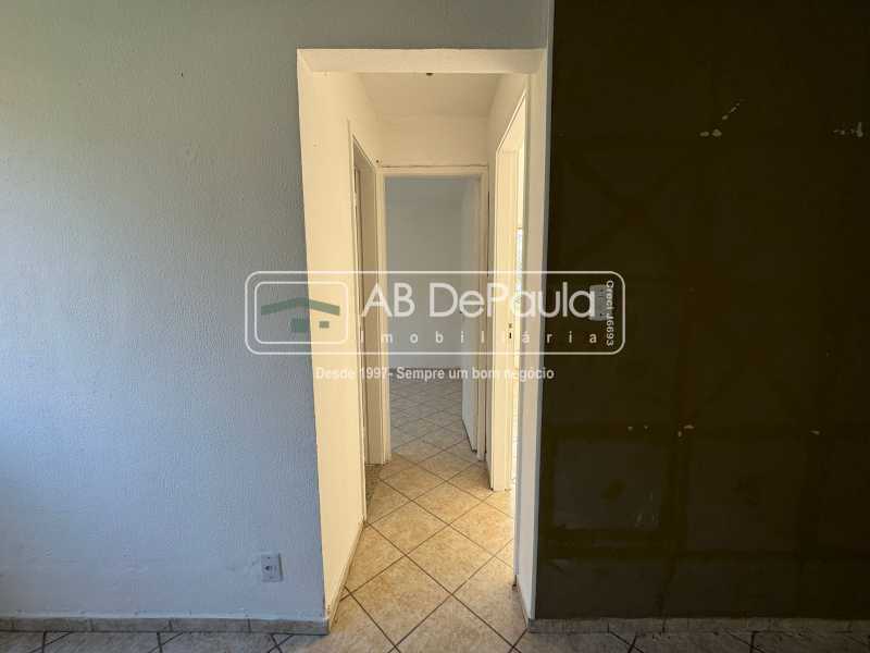 Conheça CORREDOR do imóvel - VENDE EM SULACAP - CONDOMÍNIO SULACAP II - TERCEIRO ANDAR (DOIS LANCES DE ESCADA APENAS) - ABAP20767 - 5 CORREDOR - 5