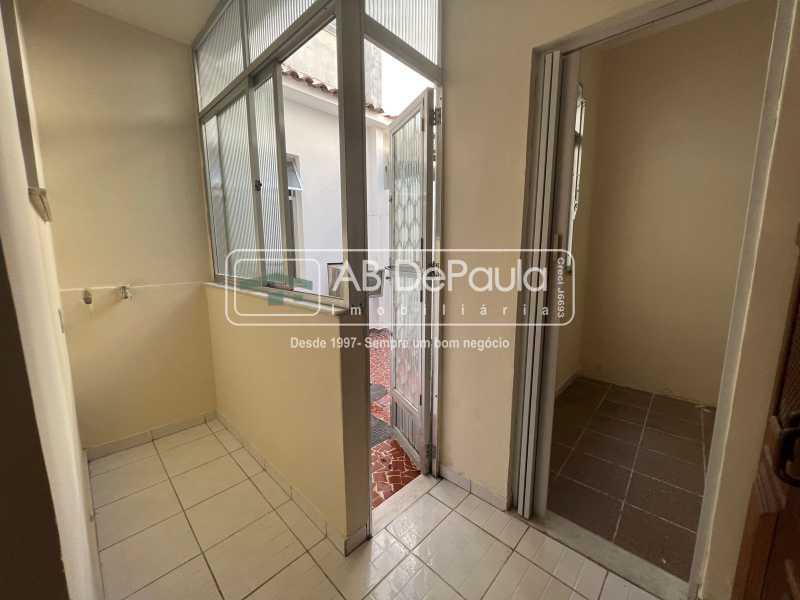 Conheça HALL QUARTO MULTIUSO do imóvel - VENDE EM BENTO RIBEIRO - APARTAMENTO TÉRREO COM 02 DORMITÓRIOS - ABAP20777 - 13 HALL QUARTO MULTIUSO - 13