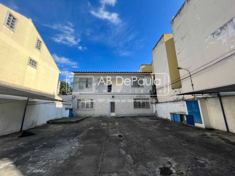 Conheça FRENTE do imóvel - VENDE EM BENTO RIBEIRO - APARTAMENTO TÉRREO COM 02 DORMITÓRIOS - ABAP20777 - 19 FRENTE - 19