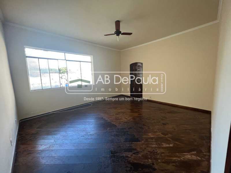 Conheça SALA do imóvel - VENDE EM BENTO RIBEIRO - APARTAMENTO TÉRREO COM 02 DORMITÓRIOS - ABAP20777 - 4 SALA - 4
