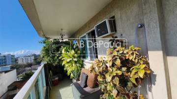 ACEITA FINANCIAMENTO - VILA VALQUEIRE - CONDOMÍNIO NOVA VALQUEIRE. Apto Ampla Sala (Varanda), 02 Dormitórios (Sendo 01 suíte), cozinha COM ARMÁRIOS PLANEJADOS - ABAP20795