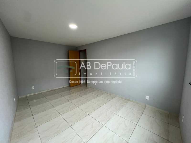 Conheça QUARTO 01 do imóvel - VENDE NA ESTRADA MANUEL NOGUEIRA DE SÁ - APARTAMENTO COM 02 QUARTOS - ABAP20807 - 8 QUARTO 01 - 8