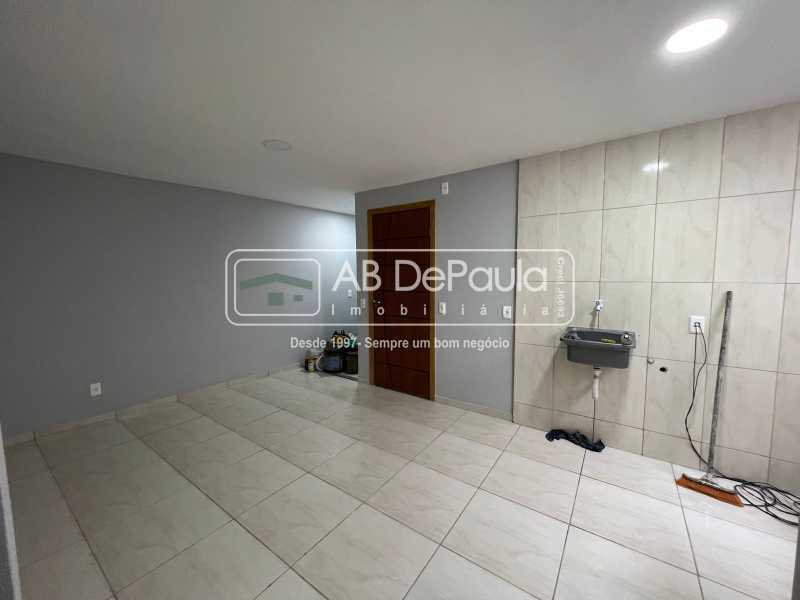 Conheça SALA E COZINHA do imóvel - VENDE NA ESTRADA MANUEL NOGUEIRA DE SÁ - APARTAMENTO COM 02 QUARTOS - ABAP20807 - 3 SALA E COZINHA - 3