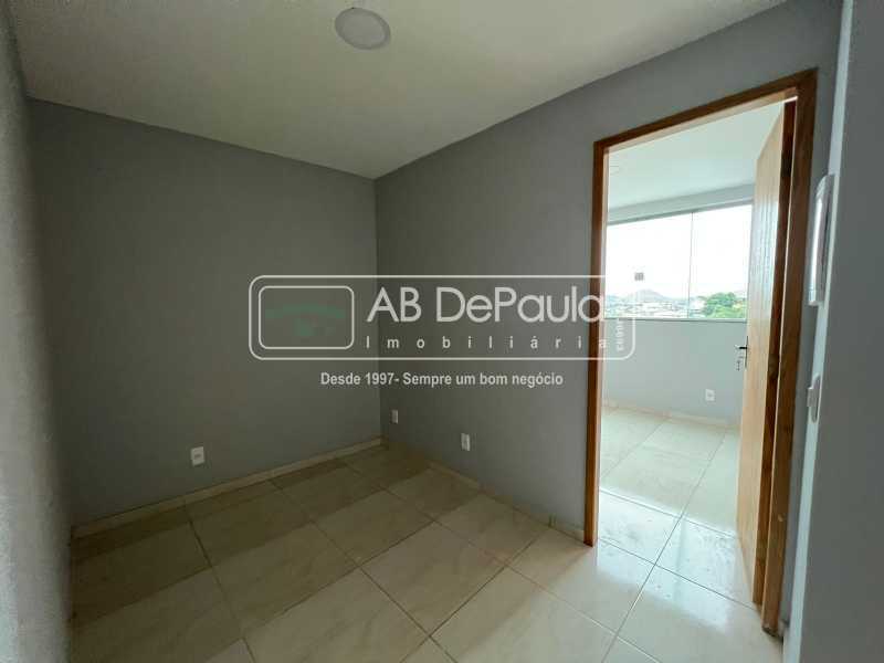 Conheça SALA do imóvel - VENDE NA ESTRADA MANUEL NOGUEIRA DE SÁ - APARTAMENTO COM 02 QUARTOS - ABAP20808 - 5 SALA - 5