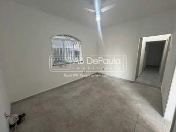 ACEITA FINANCIAMENTO - VENDE EM JARDIM SULACAP - CASA LINEAR COM 03 QUARTOS E AMPLO TERRENO COM 480m2 - ABCA30228