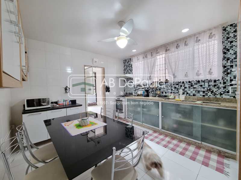 Conheça 20231003_095331 do imóvel - VILA VALQUEIRE - Excelente Casa Duplex à Venda - 4 Quartos Sendo 3 Suítes - Piscina - 4 Vagas - ABCA40085 - 13 20231003_095331 - 13