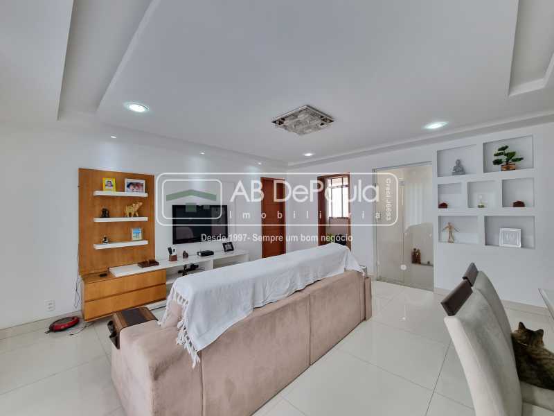 Conheça 20231003_095808 do imóvel - VILA VALQUEIRE - Excelente Casa Duplex à Venda - 4 Quartos Sendo 3 Suítes - Piscina - 4 Vagas - ABCA40085 - 17 20231003_095808 - 17