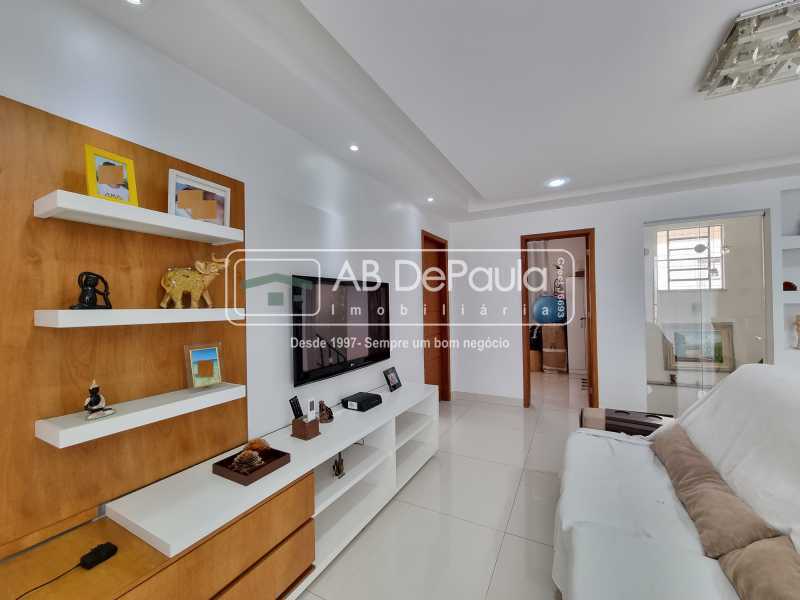 Conheça 20231003_095820 do imóvel - VILA VALQUEIRE - Excelente Casa Duplex à Venda - 4 Quartos Sendo 3 Suítes - Piscina - 4 Vagas - ABCA40085 - 16 20231003_095820 - 16