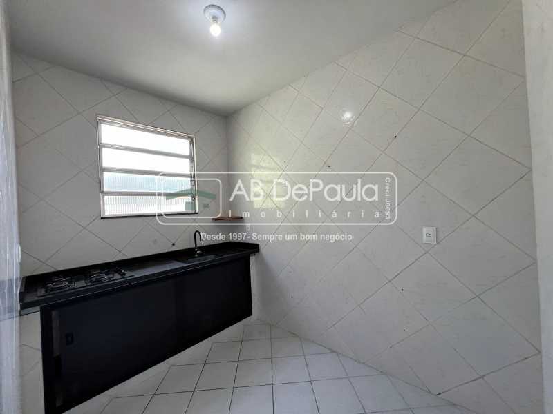 Conheça COZINHA do imóvel - ALUGA EM REALENGO - R. PIRAQUARA, 1202 - APARTAMENTO COM 02 QUARTOS - ABAP20827 - 17 COZINHA - 17