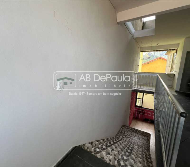 Conheça 2 LANCES DE ESCADA do imóvel - ALUGA EM REALENGO - R. PIRAQUARA, 1202 - APARTAMENTO COM 02 QUARTOS - ABAP20827 - 24 2 LANCES DE ESCADA - 24