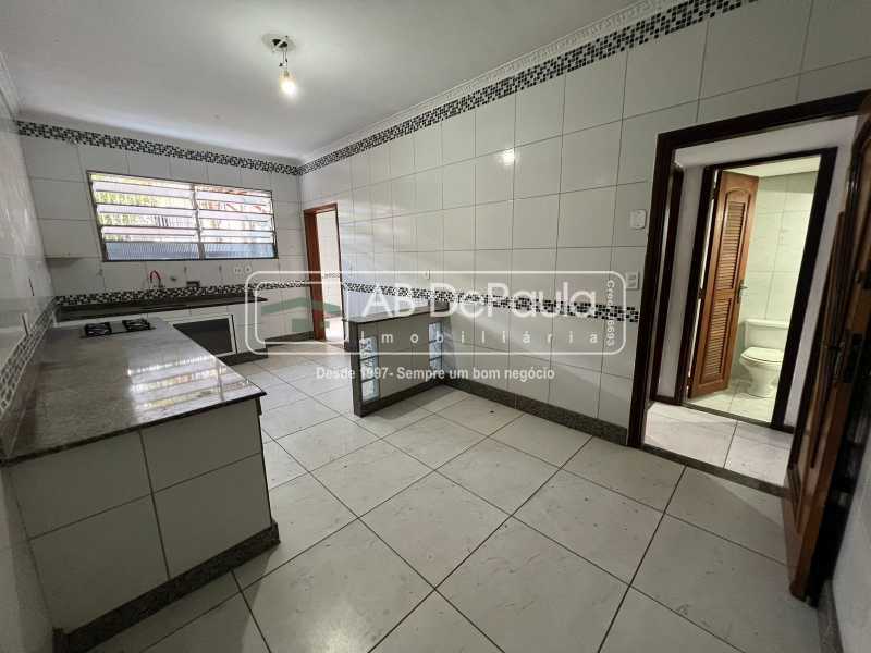 Conheça COZINHA do imóvel - VENDE NO CONDOMÍNIO NOVA VALQUEIRE - APARTAMENTO COM 03 DORMITÓRIOS (SENDO 2 SUÍTES) - ABAP30186 - 15 COZINHA - 15