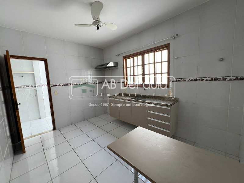 Conheça COZINHA do imóvel - JARDIM SULACAP - ÓTIMA RESIDÊNCIA, DESOCUPADA, TODA AMPLA, 03 DORMITÓRIOS (01 SUÍTE) - ABCA30234 - 9 COZINHA - 9