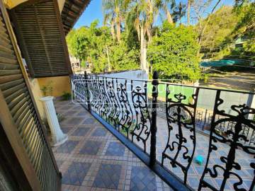 ACEITA FINANCIAMENTO - VILA VALQUEIRE - Excelente oportunidade de moradia. 03 amplos dormitórios (1 Suíte e Ampla varanda) - ABCA30236