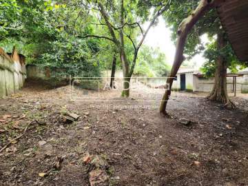 ACEITA FINANCIAMENTO - Jardim Sulacap - ATENÇÃO INVESTIDORES, CONSTRUTORES. Na Rua Fernandes Sampaio, 502 - Ótima oportunidade! AMPLO TERRENO PLANO, com 20mt de frente, totalizando 648,00 m2 - ABTR00006