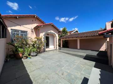 ALUGA EM SULACAP - R. BÁRBARA HELIODORA, 1835 - CASA LINEAR - ABCA30245