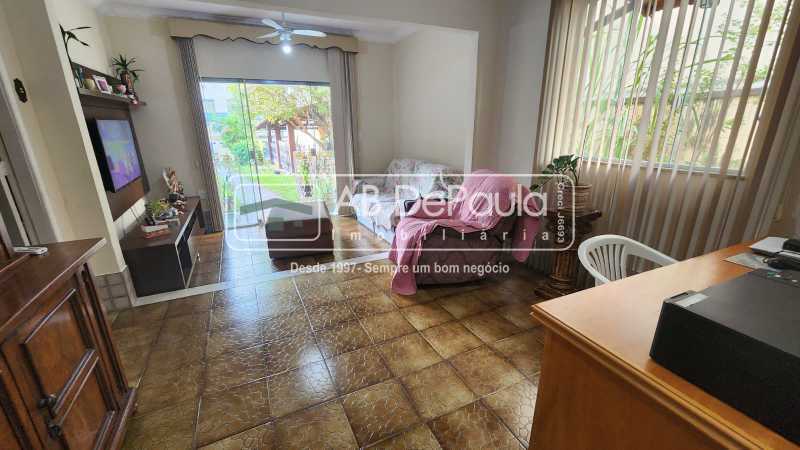 Conheça dcdd7c24-4593-49ec-b4ff-67070c do imóvel - VILA VALQUEIRE - ÓTIMA CASA LINEAR, AMPLA SALA, 02 DORMITÓRIOS, AMPLO TERRENO COM 480,00m2 E PISCINA - ABCA20191 - 9 dcdd7c24-4593-49ec-b4ff-67070c - 9