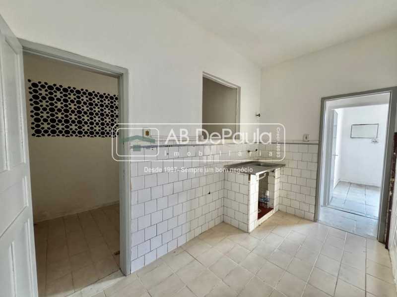 Conheça COZINHA do imóvel - ALUGA EM REALENGO - AV. SANTA CRUZ, 1899 - APARTAMENTO TÉRREO - ABAP20890 - 17 COZINHA - 17