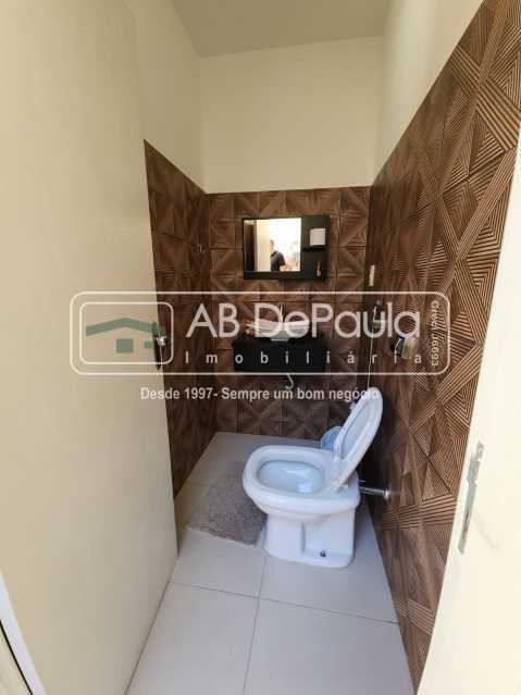 Conheça 17038d35-79f7-4192-b320-f5c654 do imóvel - IRAJÁ - Excelente residência, CLARA e AREJADA, 03 Amplos Dormitórios (Sendo 02 com Suíte e 01 com Closet),140 m² de área construída. - ABCA30252 - 13 17038d35-79f7-4192-b320-f5c654 - 13