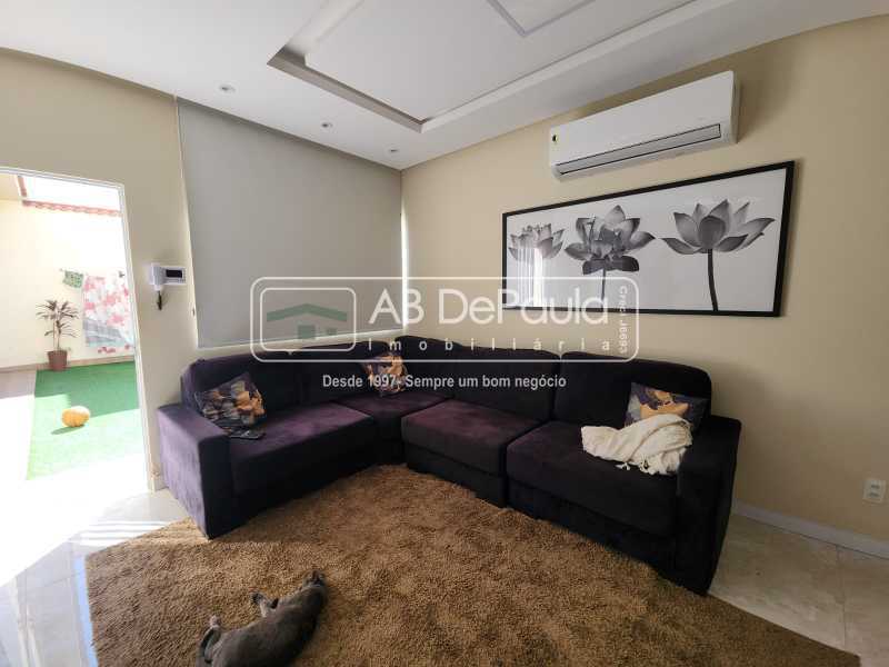 Conheça dd3d2690-c76d-4c1c-9967-fa4563 do imóvel - IRAJÁ - Excelente residência, CLARA e AREJADA, 03 Amplos Dormitórios (Sendo 02 com Suíte e 01 com Closet),140 m² de área construída. - ABCA30252 - 3 dd3d2690-c76d-4c1c-9967-fa4563 - 3