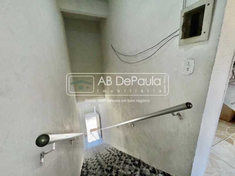 Conheça ESCADA do imóvel - ALUGA EM REALENGO - R. PIRAQUARA, 1202 - APARTAMENTO COM 02 QUARTOS - ABAP20898 - 20 ESCADA - 20
