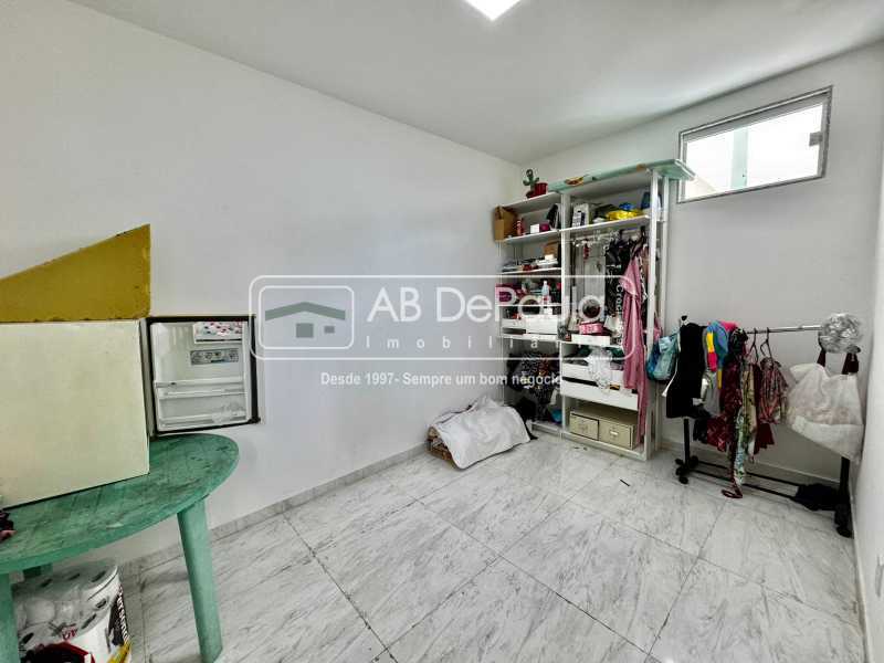 Conheça CLOSET QUARTO 03 do imóvel - VENDE EM SULACAP - RUA VICENTE NEIVA - CASA DUPLEX COM EDÍCULA - ABCA50027 - 24 CLOSET QUARTO 03 - 24