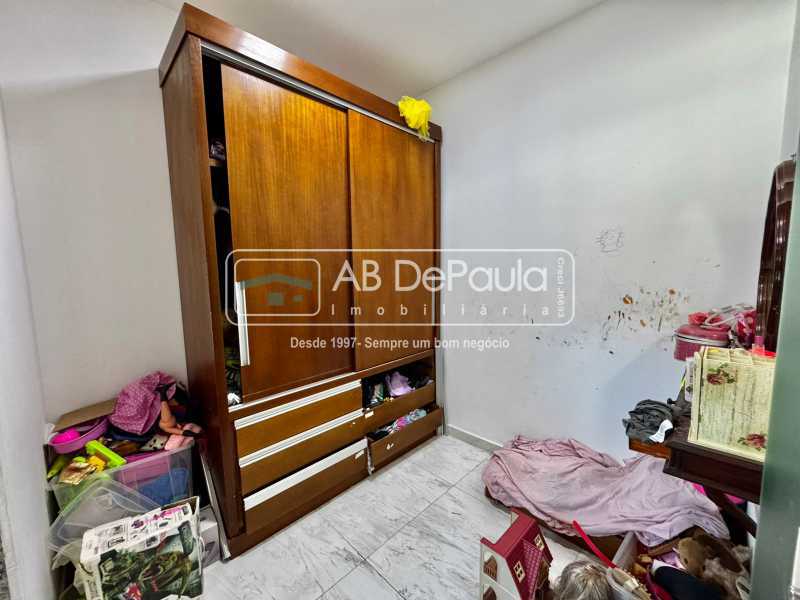 Conheça CLOSET QUARTO 04 do imóvel - VENDE EM SULACAP - RUA VICENTE NEIVA - CASA DUPLEX COM EDÍCULA - ABCA50027 - 27 CLOSET QUARTO 04 - 27