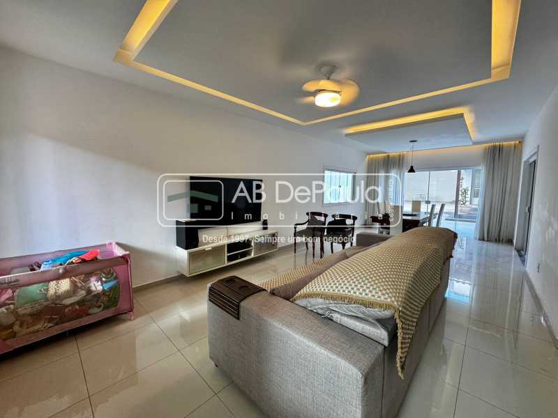 Conheça SALA do imóvel - VENDE EM SULACAP - RUA VICENTE NEIVA - CASA DUPLEX COM EDÍCULA - ABCA50027 - 3 SALA - 3