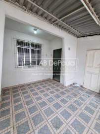 Ótima localização - SULACAP - Casa simples e Desocupada à Venda na Vila Mallet, podendo atender 2 famílias - ABCA30255