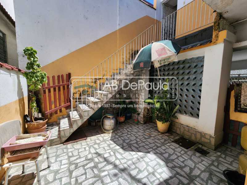 Conheça 5091453c-3778-4a4c-bcf9-743f67 do imóvel - VILA VALQUEIRE - Juntinho a Praça Saiqui. Ótima casa, com 03 Amplos Dormitórios, localizada próximo a supermercados, bancos e a todo comércio existente no bairro, - ABCA30262 - 14 5091453c-3778-4a4c-bcf9-743f67 - 14