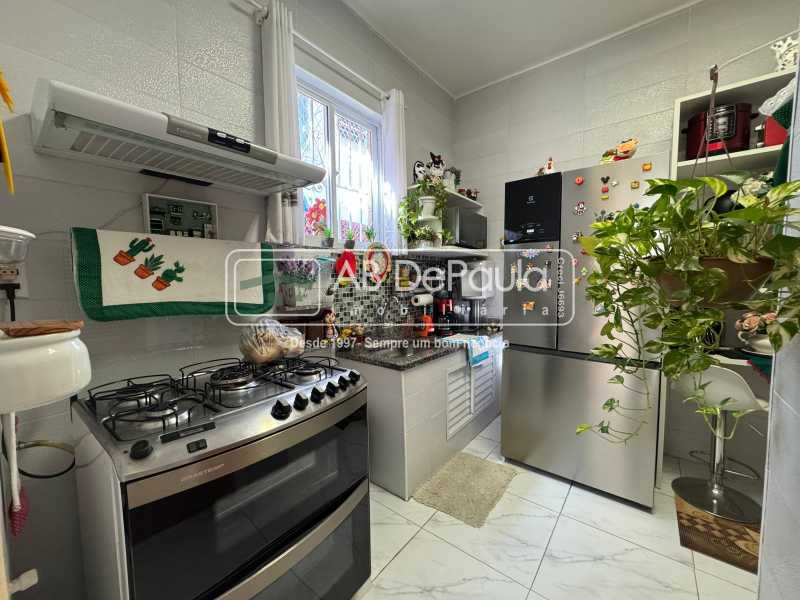 Conheça COZINHA do imóvel - ALUGA EM VILA VALQUEIRE - R. POTIRENDABA, 92 - CASA LINEAR COM PISCINA E 04 QUARTOS - ABCA40100 - 9 COZINHA - 9