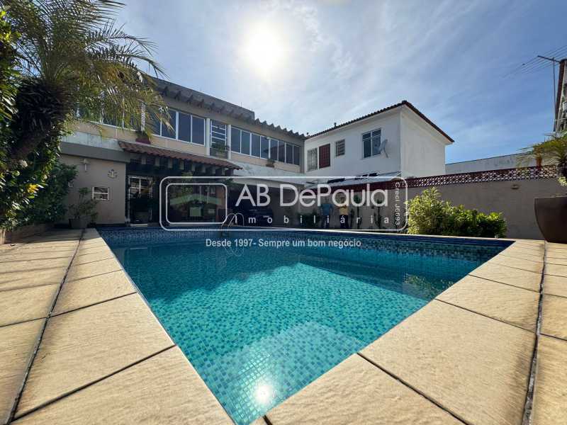 Conheça PISCINA do imóvel - ALUGA EM VILA VALQUEIRE - R. POTIRENDABA, 92 - CASA LINEAR COM PISCINA E 04 QUARTOS - ABCA40100 - 1 PISCINA - 1
