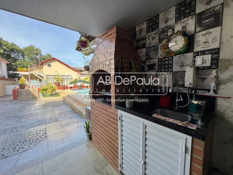 Conheça CHURRASCO do imóvel - ALUGA EM VILA VALQUEIRE - R. POTIRENDABA, 92 - CASA LINEAR COM PISCINA E 04 QUARTOS - ABCA40100 - 5 CHURRASCO - 5