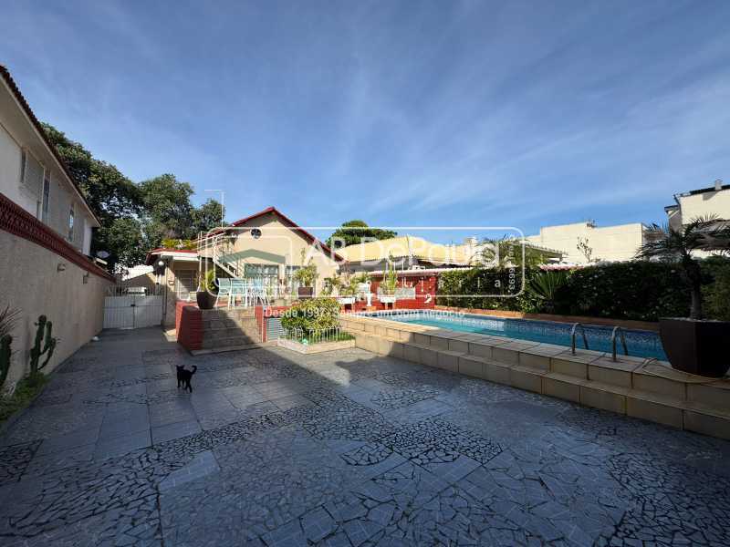 Conheça QUINTAL do imóvel - ALUGA EM VILA VALQUEIRE - R. POTIRENDABA, 92 - CASA LINEAR COM PISCINA E 04 QUARTOS - ABCA40100 - 4 QUINTAL - 4