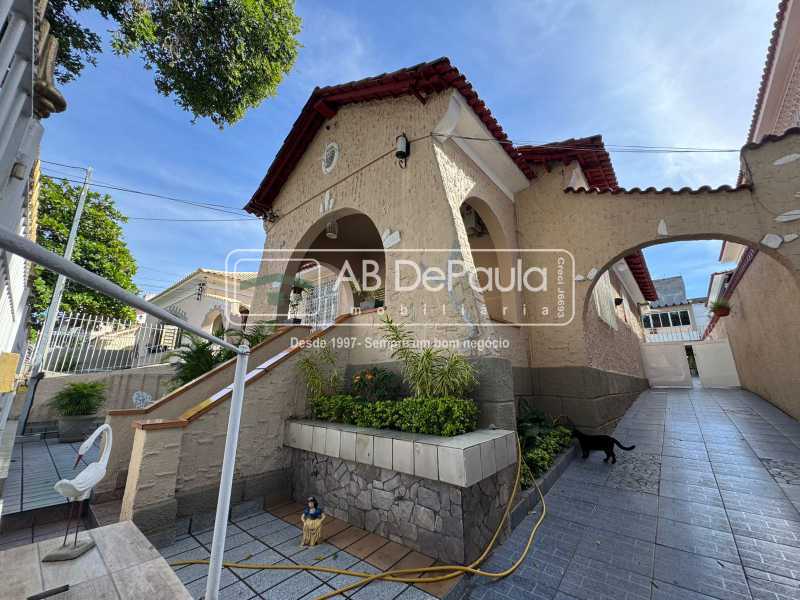Conheça FACHADA do imóvel - ALUGA EM VILA VALQUEIRE - R. POTIRENDABA, 92 - CASA LINEAR COM PISCINA E 04 QUARTOS - ABCA40100 - 25 FACHADA - 25