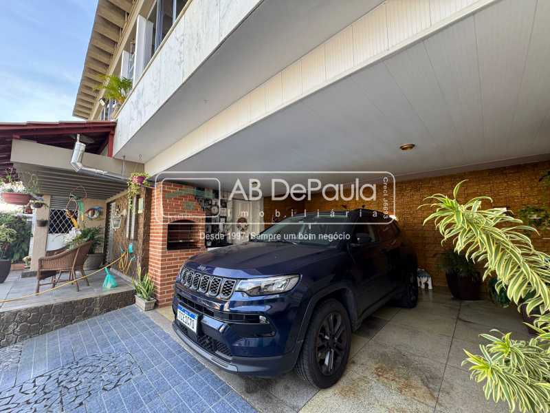 Conheça GARAGEM do imóvel - ALUGA EM VILA VALQUEIRE - R. POTIRENDABA, 92 - CASA LINEAR COM PISCINA E 04 QUARTOS - ABCA40100 - 6 GARAGEM - 6