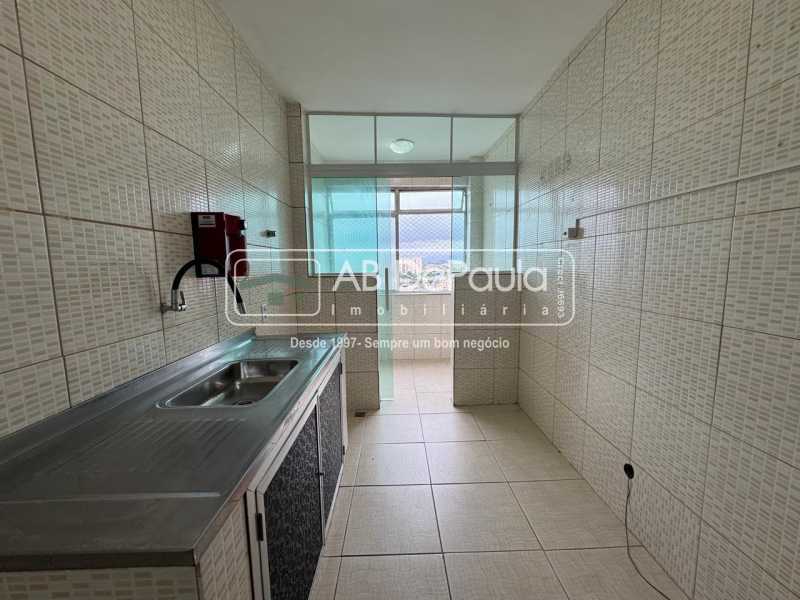 Conheça COZINHA do imóvel - ALUGA EM MADUREIRA - R. MARIA JOSÉ, 451 - APARTAMENTO COM 02 QUARTOS - ABAP20927 - 16 COZINHA - 16