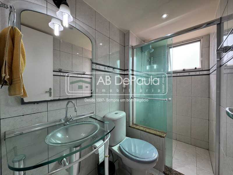 Conheça BANHEIRO SOCIAL do imóvel - ALUGA EM REALENGO - R. GAL. SEZEFREDO, 310 - APARTAMENTO COM 02 QUARTOS - ABAP20934 - 13 BANHEIRO SOCIAL - 13