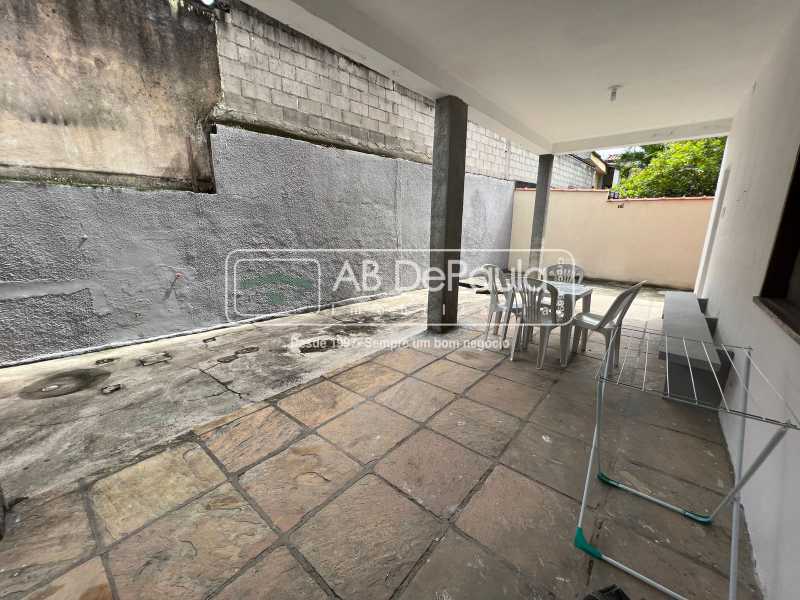 Conheça VARANDA FUNDOS do imóvel - ALUGA EM SULACAP - R. TEODORO SAMPAIO, 180 - CASA LINEAR COM 03 QUARTOS - ABCA30271 - 12 VARANDA FUNDOS - 12