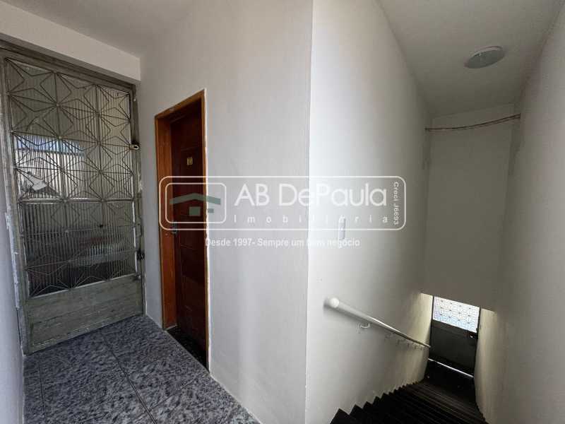 ACESSO POR ESCADA - 10