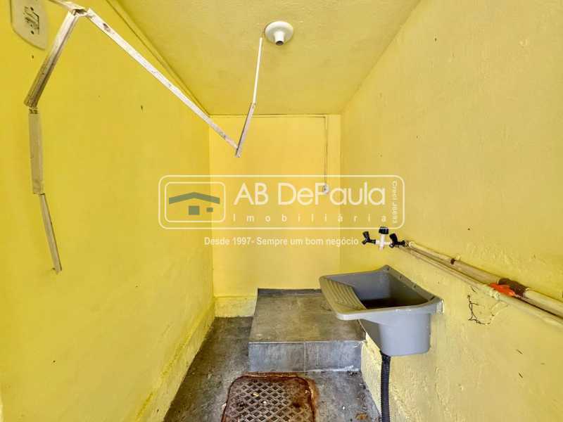 ÁREA DE SERVIÇO - 22