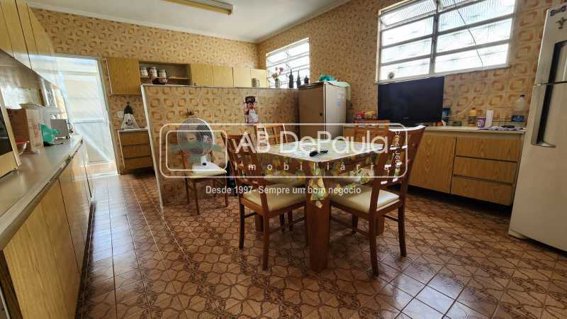 dafce6dc-9349-4ca1-9798-dc5279 - 14